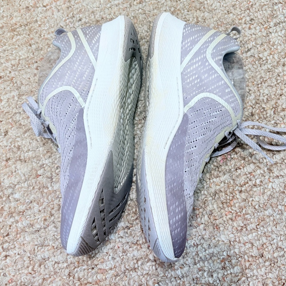 Dansko Sky Mesh Sneakers Grey Lilac color Women's Size 11 US/EU 42 - Picture 4 of 9